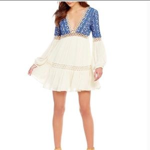 FREE PEOPLE blue & white flowing mini dress sz L